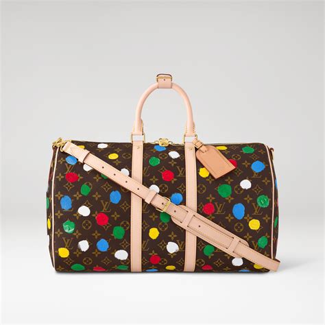 vendeur japonais qui vend sacs vuitton